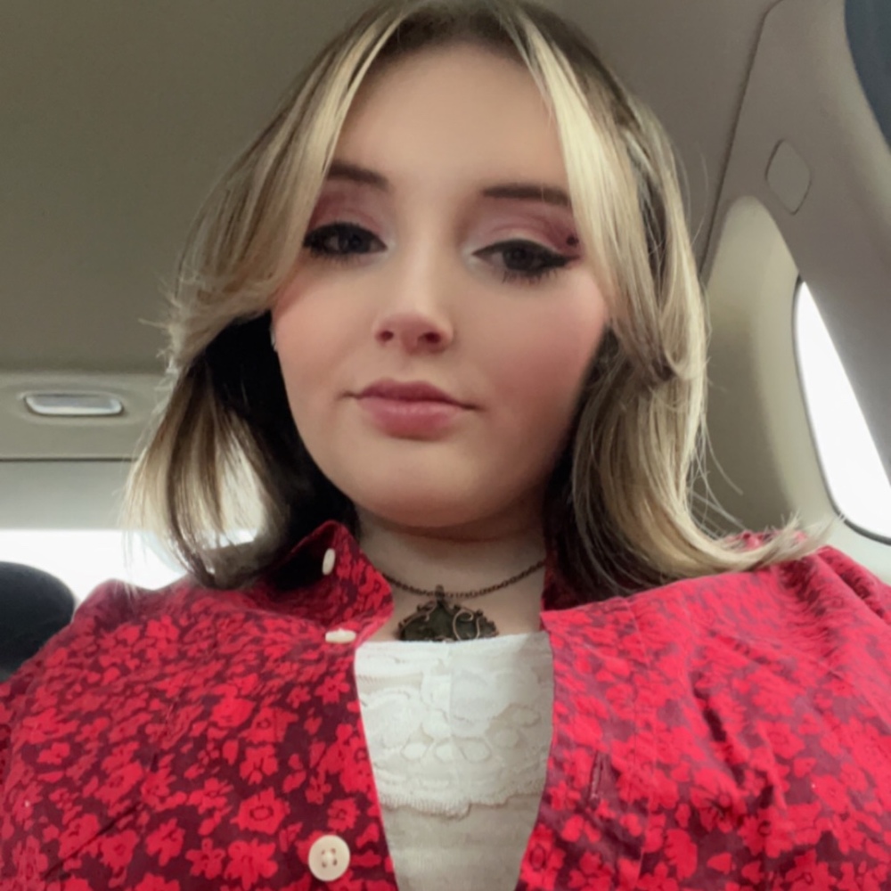 Meet your Posher, Kaitlin